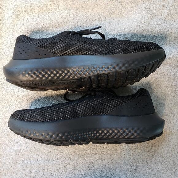 Under Armour Charged Surge 4 Womens 6.5 Black Athletic Running Sporty - Picture 3 of 8